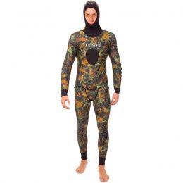 Гидрокостюм,ласты,маска,трубка,перчатки,боты.Подводная охота.Распродаж