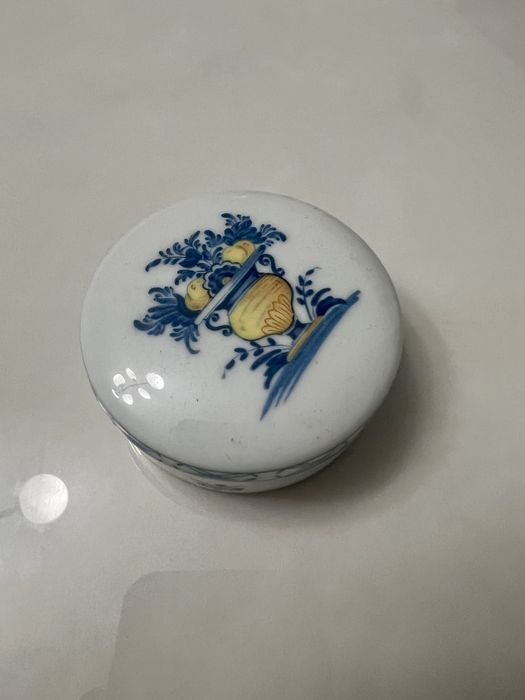 Caixa regaleira da vista alegre decoração Viana