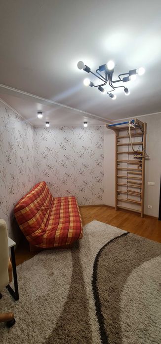 Здам 3к.кв. вул.Срібнокільська 1, Корона. М.Позняки