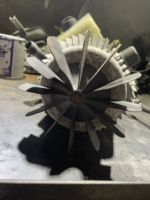 Vendo motor com bomba