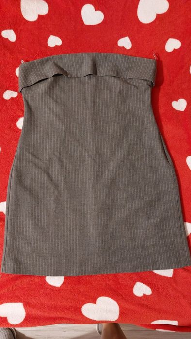 Sukienka bez ramiączek Zara