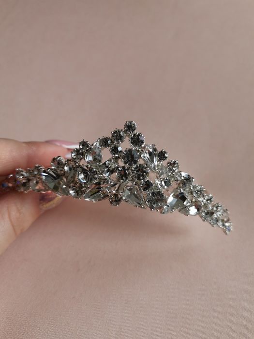 Ozdoba tiara ślubna Grzebyk do włosów