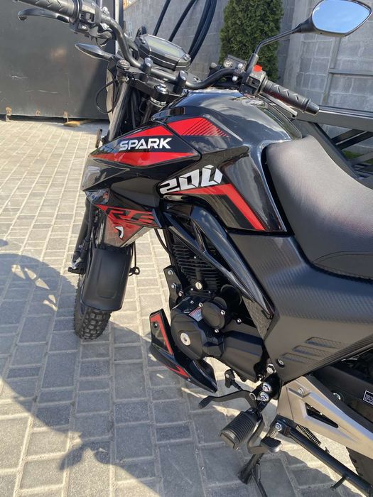 Продам мотоцикл Spark SP 200R-26T