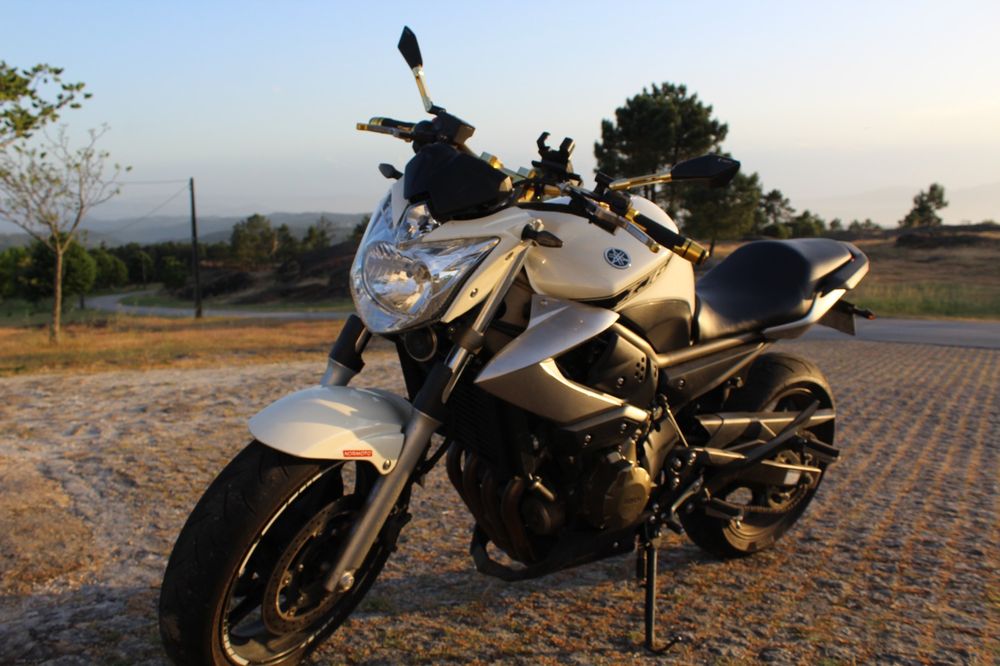 Yamaha Xj6 Naked