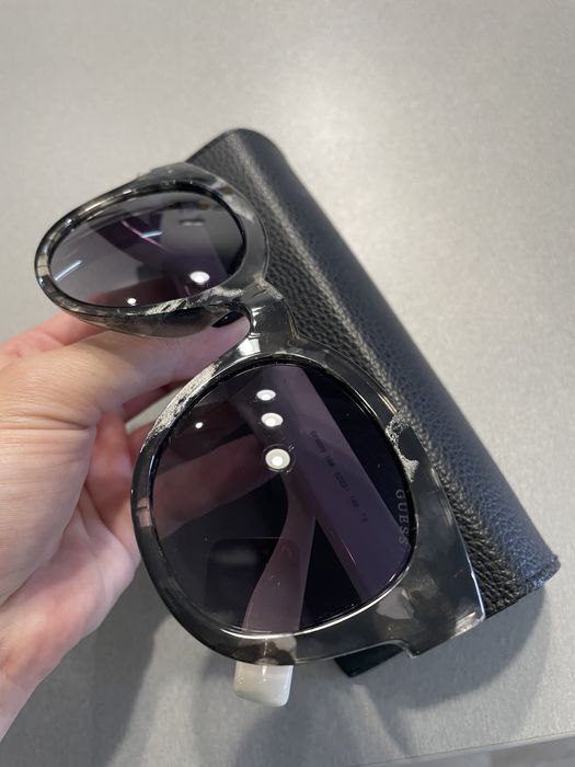 Окуляри Guess сонцезахисні