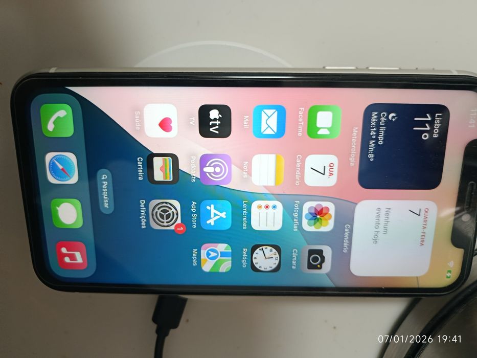iPhone 11 - 128gb