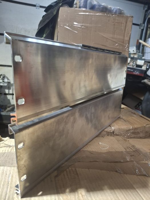 SIEMENS  Simatic ET 200M.

KTP1000 Basic DPSIEMENS

KT