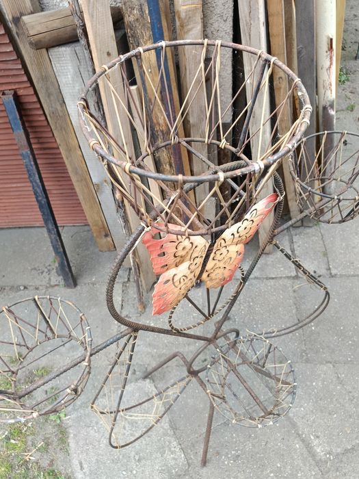 Kwietnik stojak na kwiaty