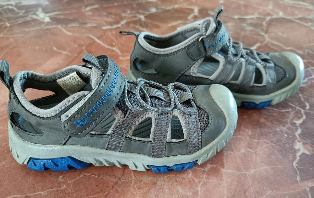 Sandały chłopięce 26
