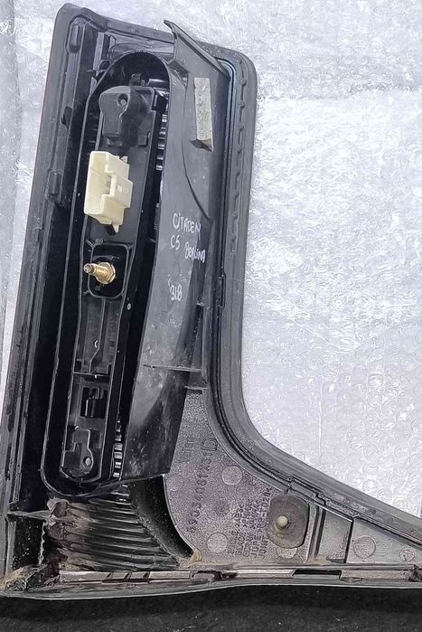 Farolim da Mala Direito 89034081 - CITROËN C5 III