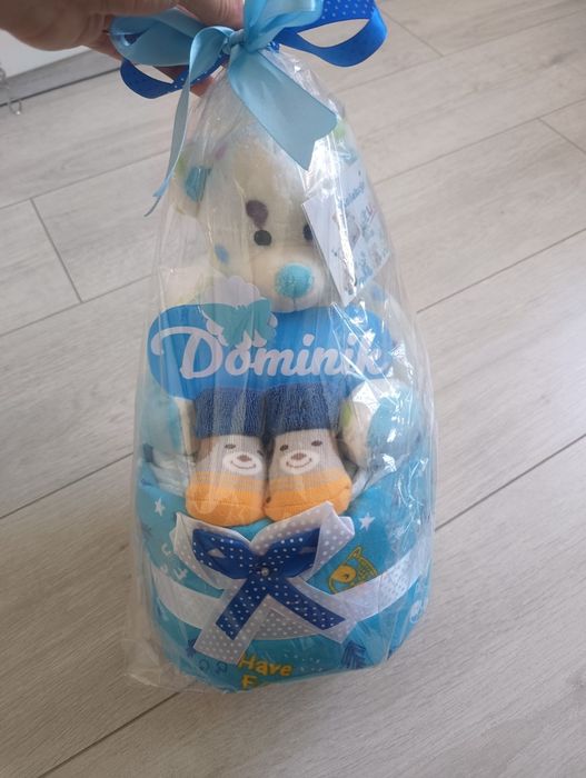 Tort z pampersów dla dziecka