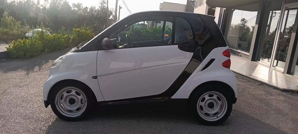 Smart ForTwo Coupé 1.0 MHD Pure 61