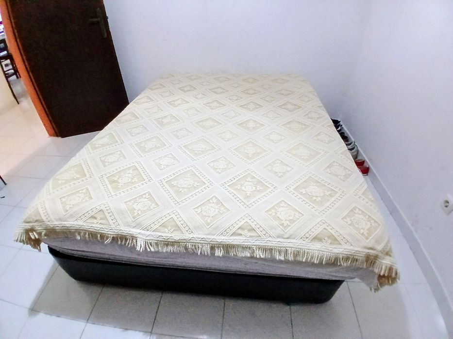 Quarto para arrendar