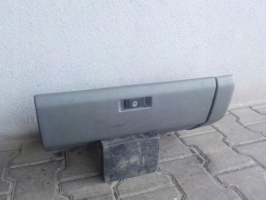 VW T4 90-03 KIESZEŃ SCHOWEK PÓŁKA PASAŻERA ŁADNY