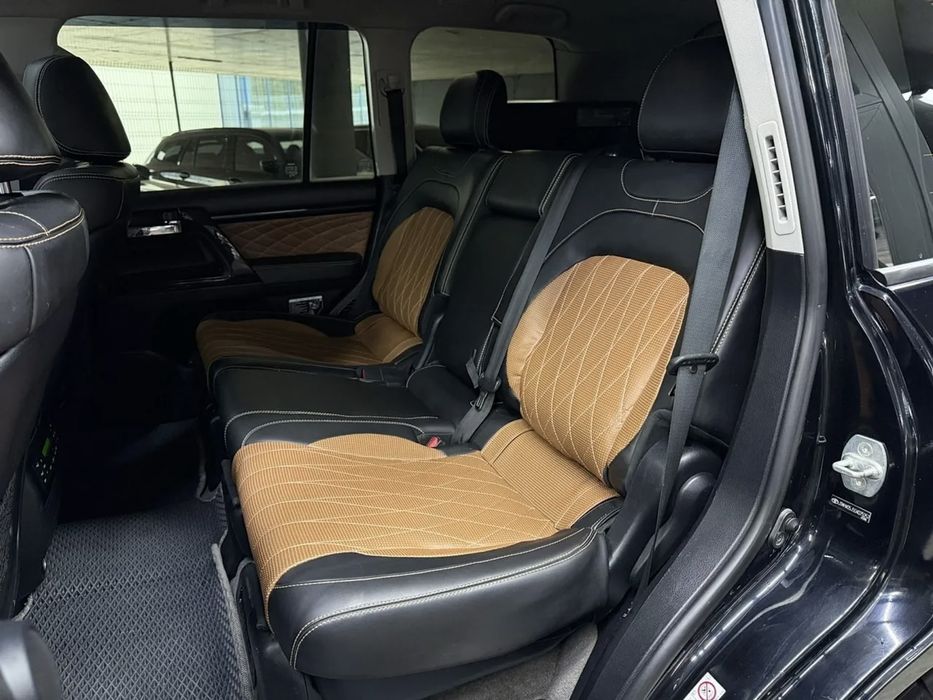 Land Cruiser 200