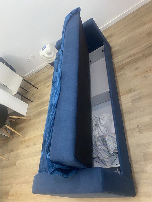 Sofa azul com arrumação 12 meses de uso