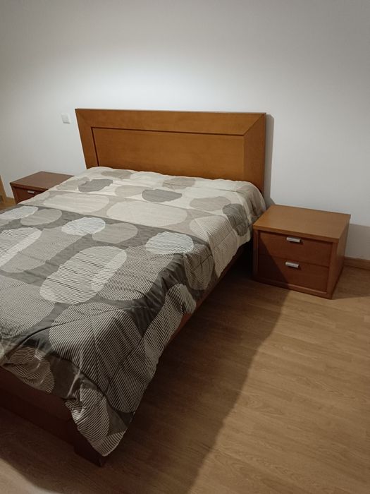 Mobília de quarto de casal sem colchão