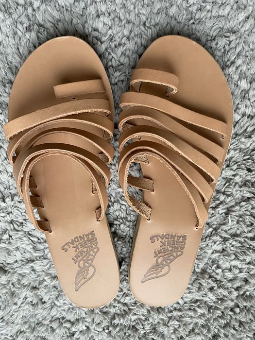 Сандалии, тапочки , босоножки