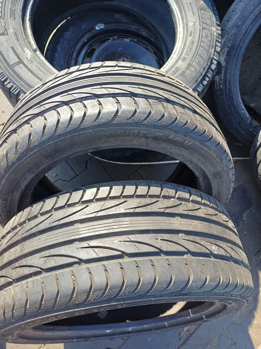 205/45R16 83V Semperit