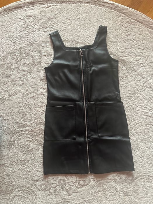 Дитячий світ( продам сарафан з еко шкіри на дівчинку 8р)