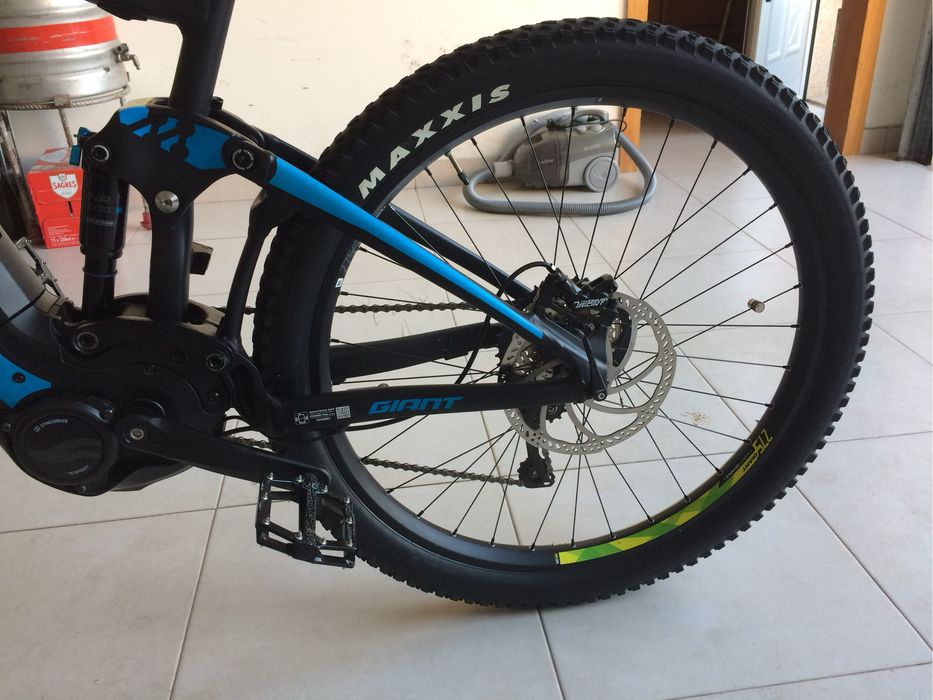 Giant Full-E 3+ (bicicleta eletrica)