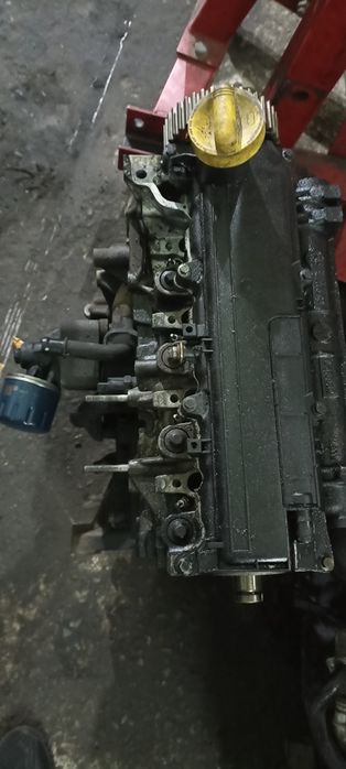 Двигатель Рено 1.5 K9K 2011