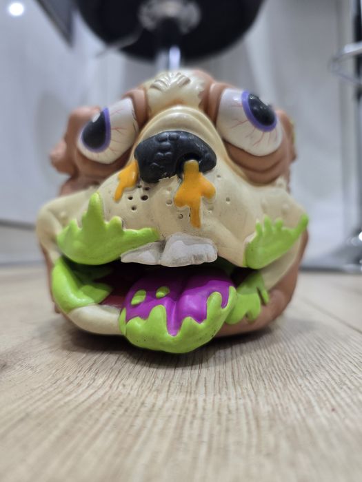 Paskudny interaktywny pies