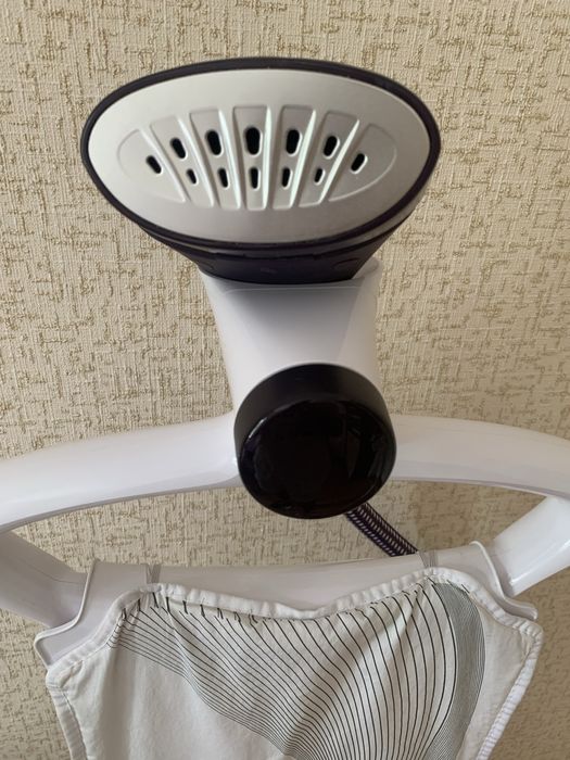 Відпарювач Philips ComfortTouch Plus GC558/30