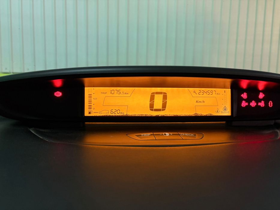 Citroen 2005 coupe 1.6hdi diesel
