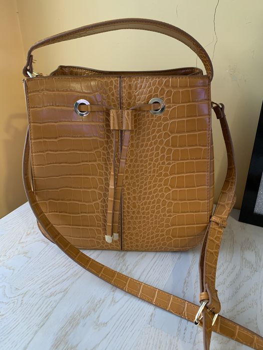 Нова сумка під крокодила від  Zara