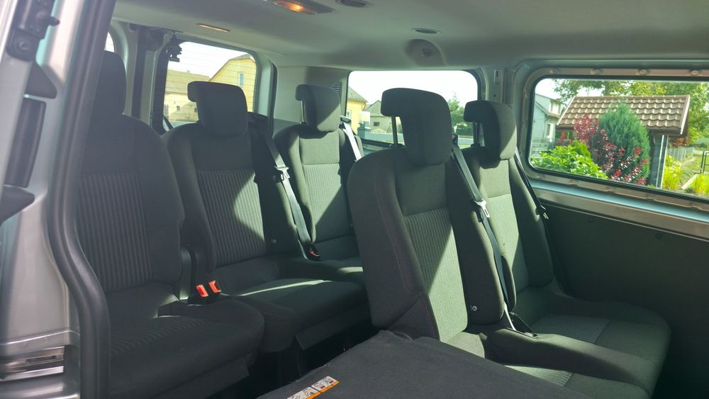 Wynajem busa 9 osobowego