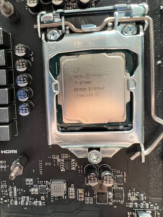 Komputer  i7  8700k