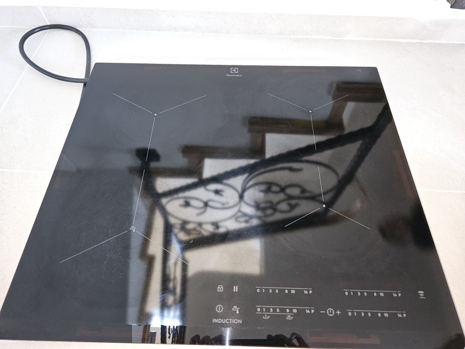 Płyta indukcyjna electrolux EIS6134