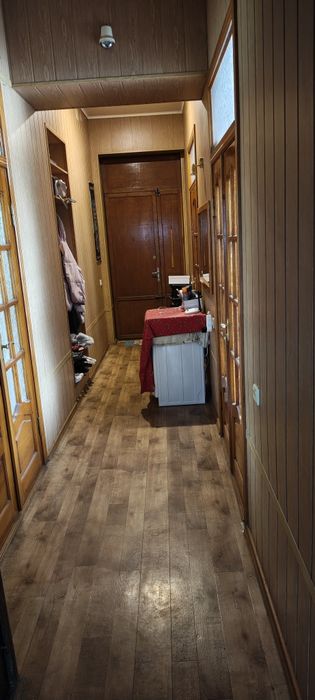 Продається простора чотирьохкімнатна квартира  в центральній частині  Одеси