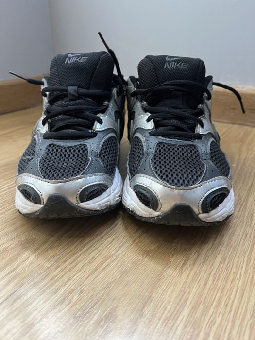 Nike V5 RNR Vintage Prata
