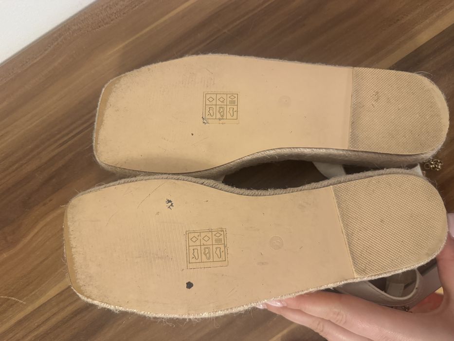 białe sandały espadryle na platformie public desire 41 26,5cm