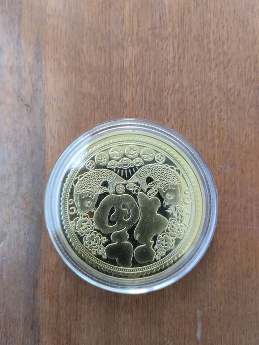 Подарочная монета на удачу lucky cat