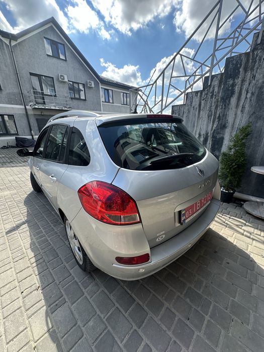Рено Clio 2011р