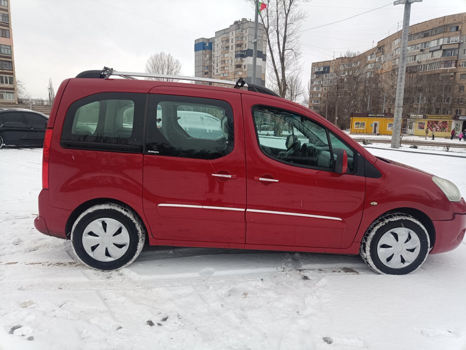 Citroen Berlingo 2011 год 1.7 Турбо Дизель!!