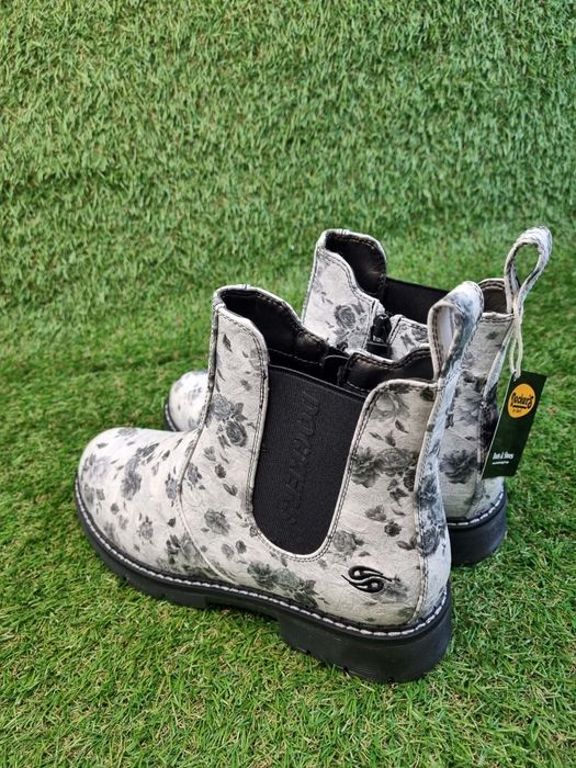 Buty Dockers    .