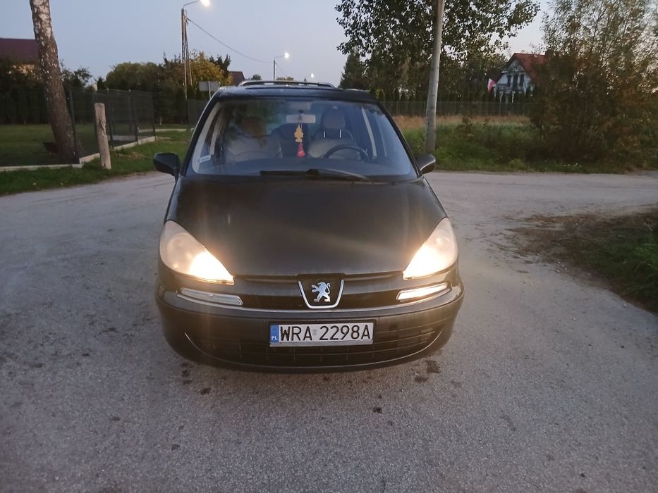 Peugeot 807