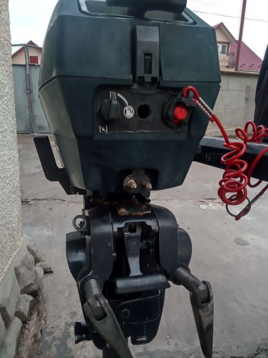 Продається лод мотор евінруд