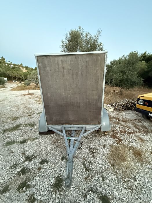 Atrelado 2 eixos 1,60m x 1,50m