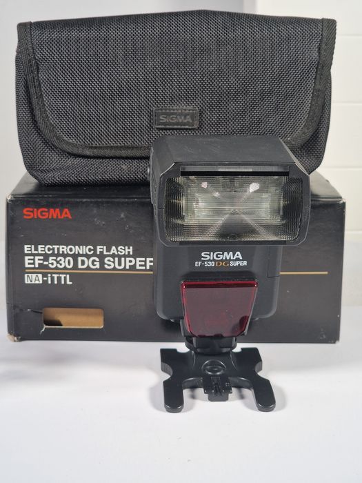 Lampa Sigma EF-530 DG Super do Nikona F