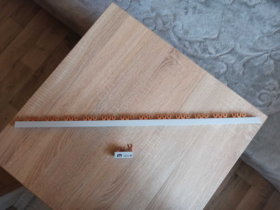Izolowana szyna zbiorcza ETI IZ12/3F/54 – cięta, 2/3 długości