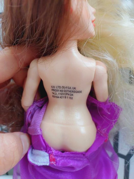 Far Out Toys лялечка Ерін 2021 рік.