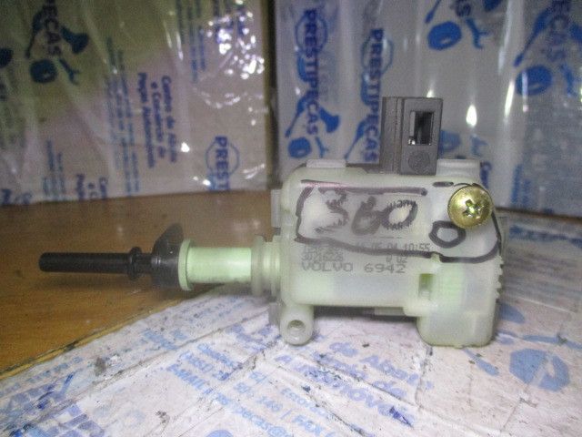 Pistola do depósito de combustível VOLVO V50 (MW)