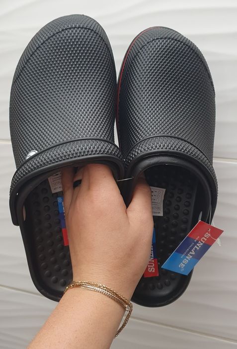 Klapki krokodylki bez dziurek 43