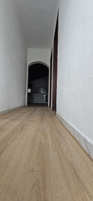 Aluga-se 1andar de moradia