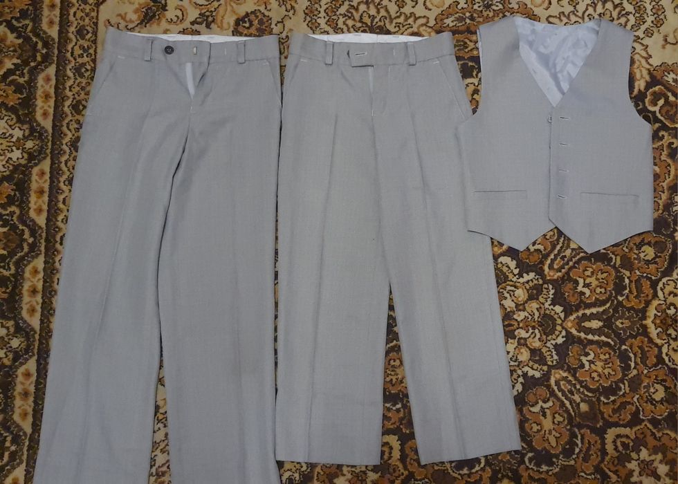 Святковий костюм 134-140см